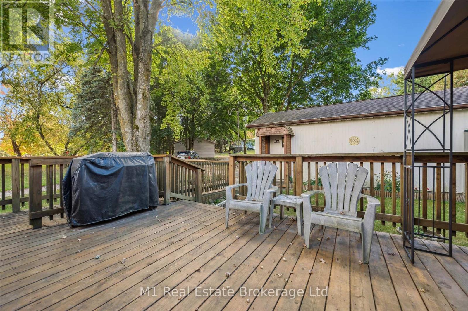1 Grand Vista Drive, Wellington North, Ontario  N0G 2L0 - Photo 33 - X12450223