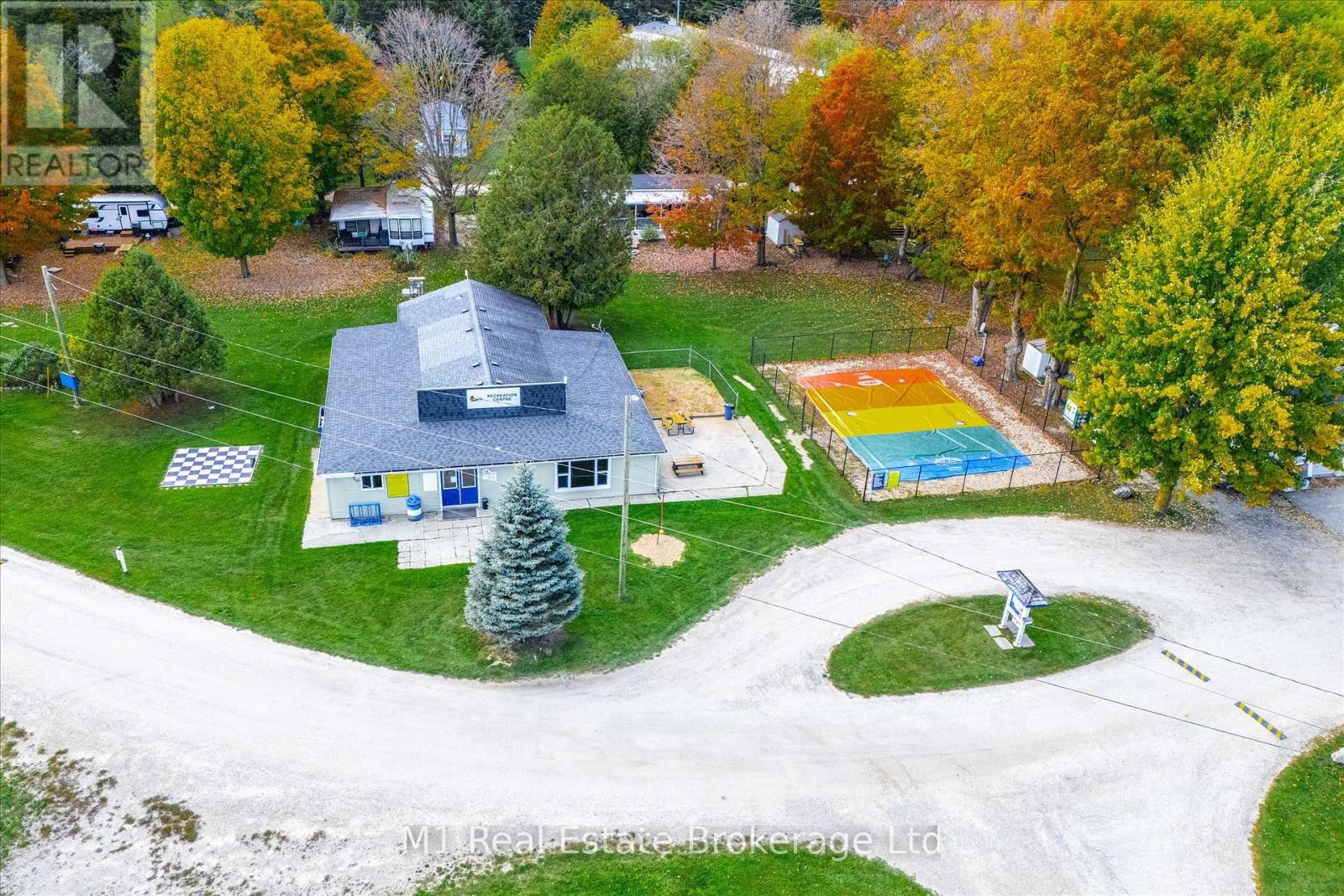 1 Grand Vista Drive, Wellington North, Ontario  N0G 2L0 - Photo 43 - X12450223