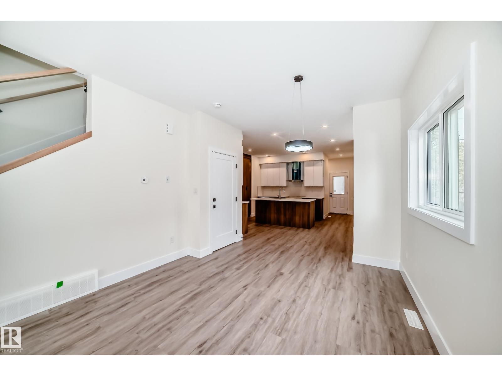 10720 149 St Nw Nw, Edmonton, Alberta  T5P 1M2 - Photo 12 - E4461179