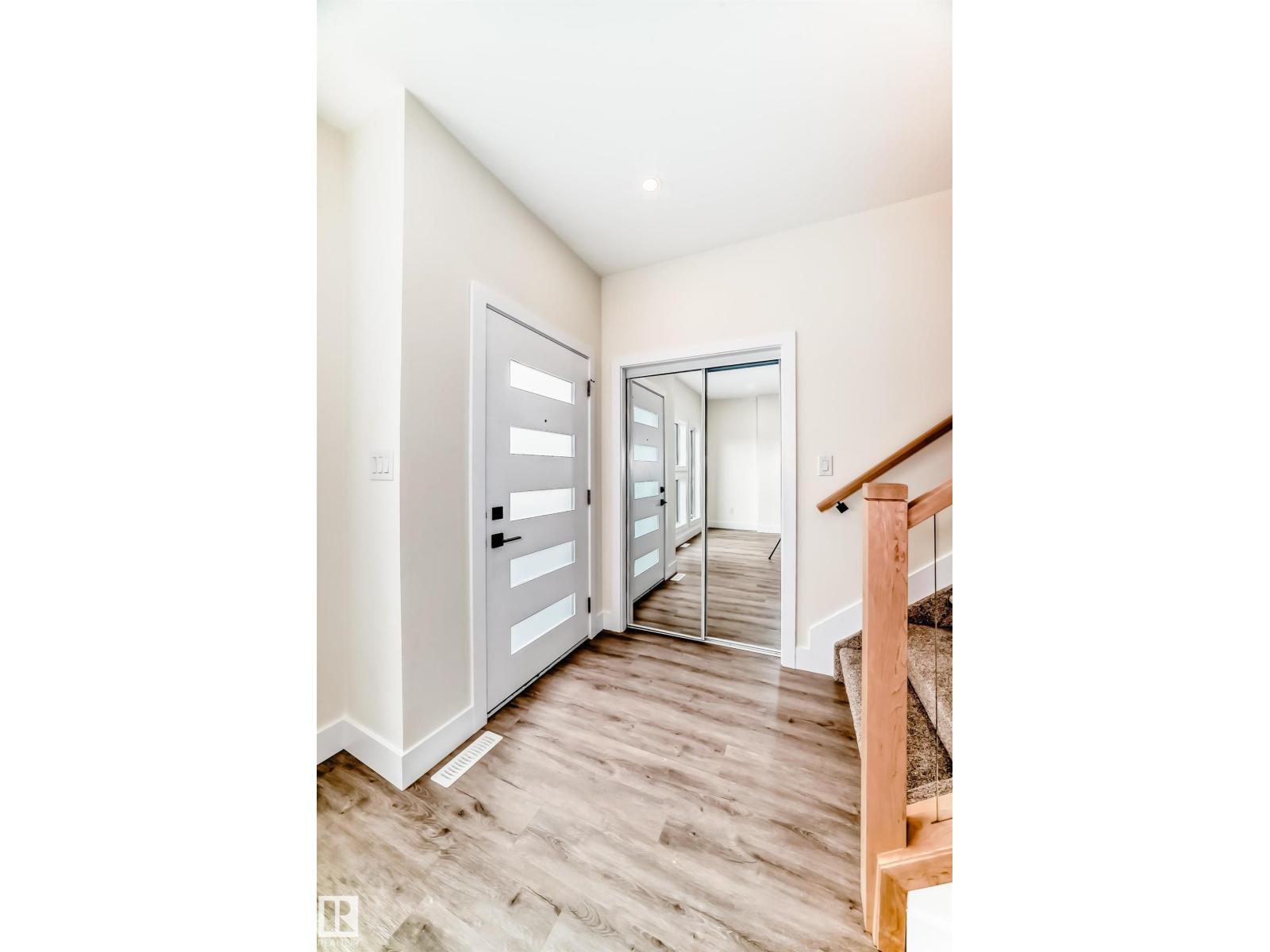 10720 149 St Nw Nw, Edmonton, Alberta  T5P 1M2 - Photo 4 - E4461179