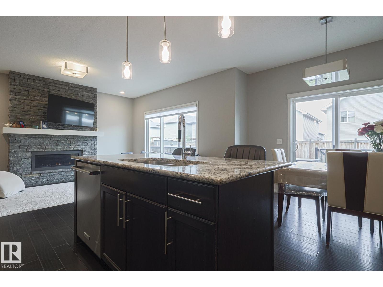 17135 47 St Nw, Edmonton, Alberta  T5Y 3P4 - Photo 10 - E4461180
