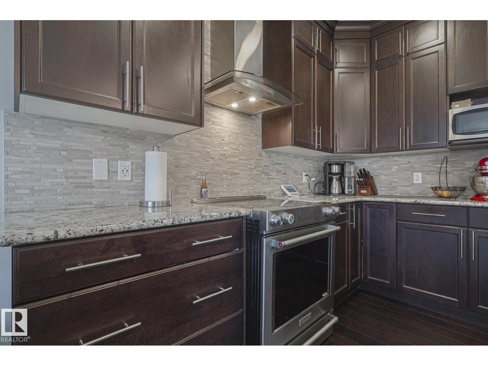 17135 47 St Nw, Edmonton, Alberta  T5Y 3P4 - Photo 11 - E4461180
