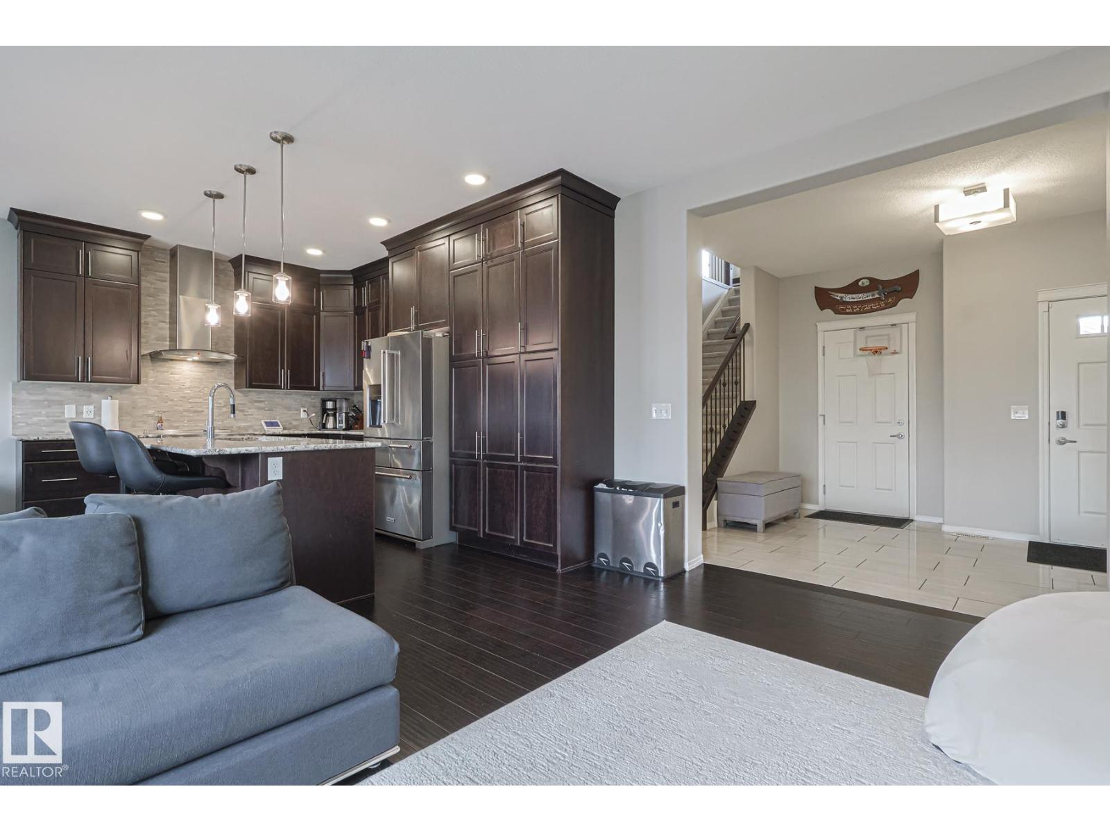 17135 47 St Nw, Edmonton, Alberta  T5Y 3P4 - Photo 4 - E4461180