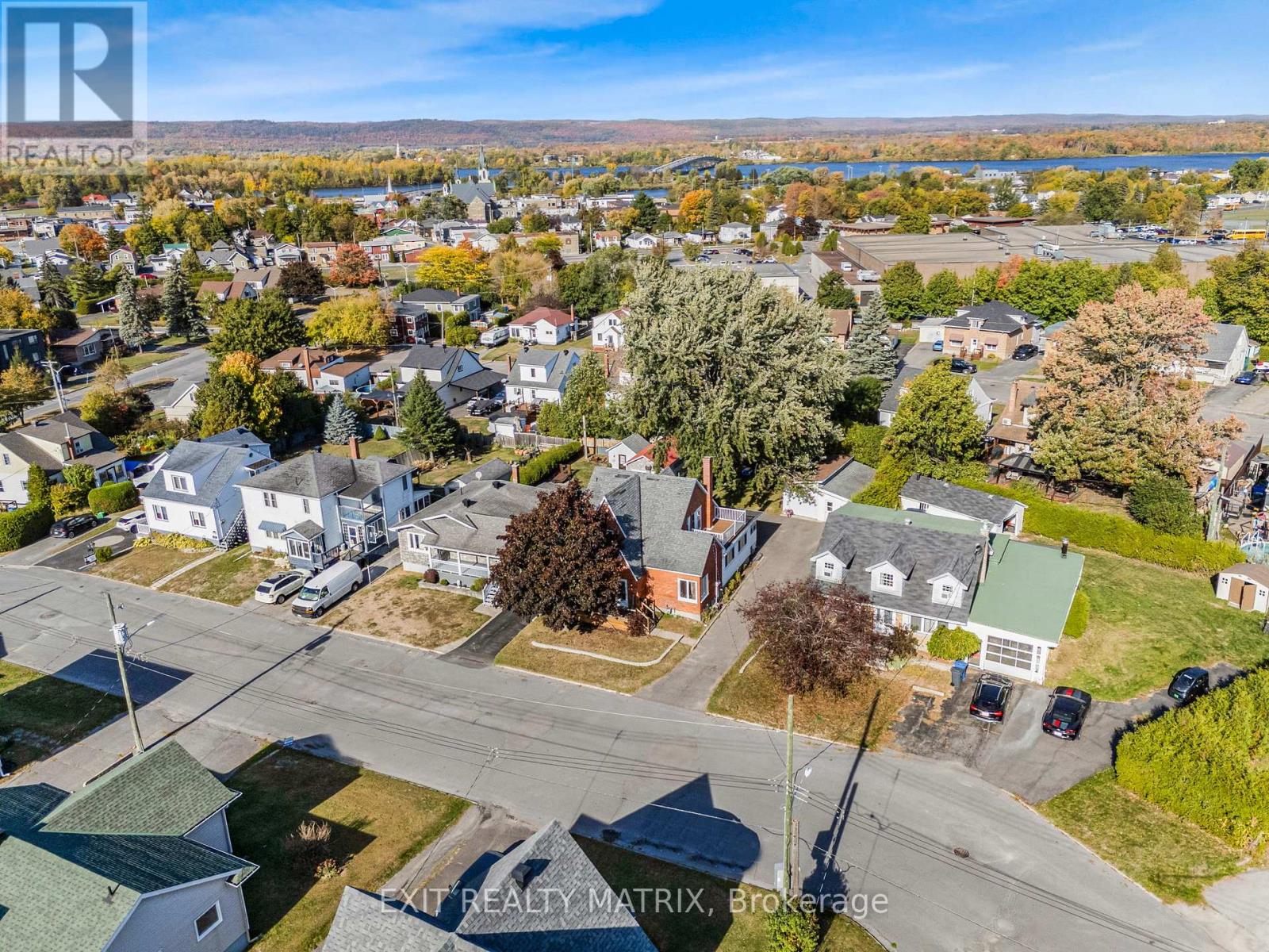 453 Garneau Street, Hawkesbury, Ontario  K6A 1M6 - Photo 31 - X12450153