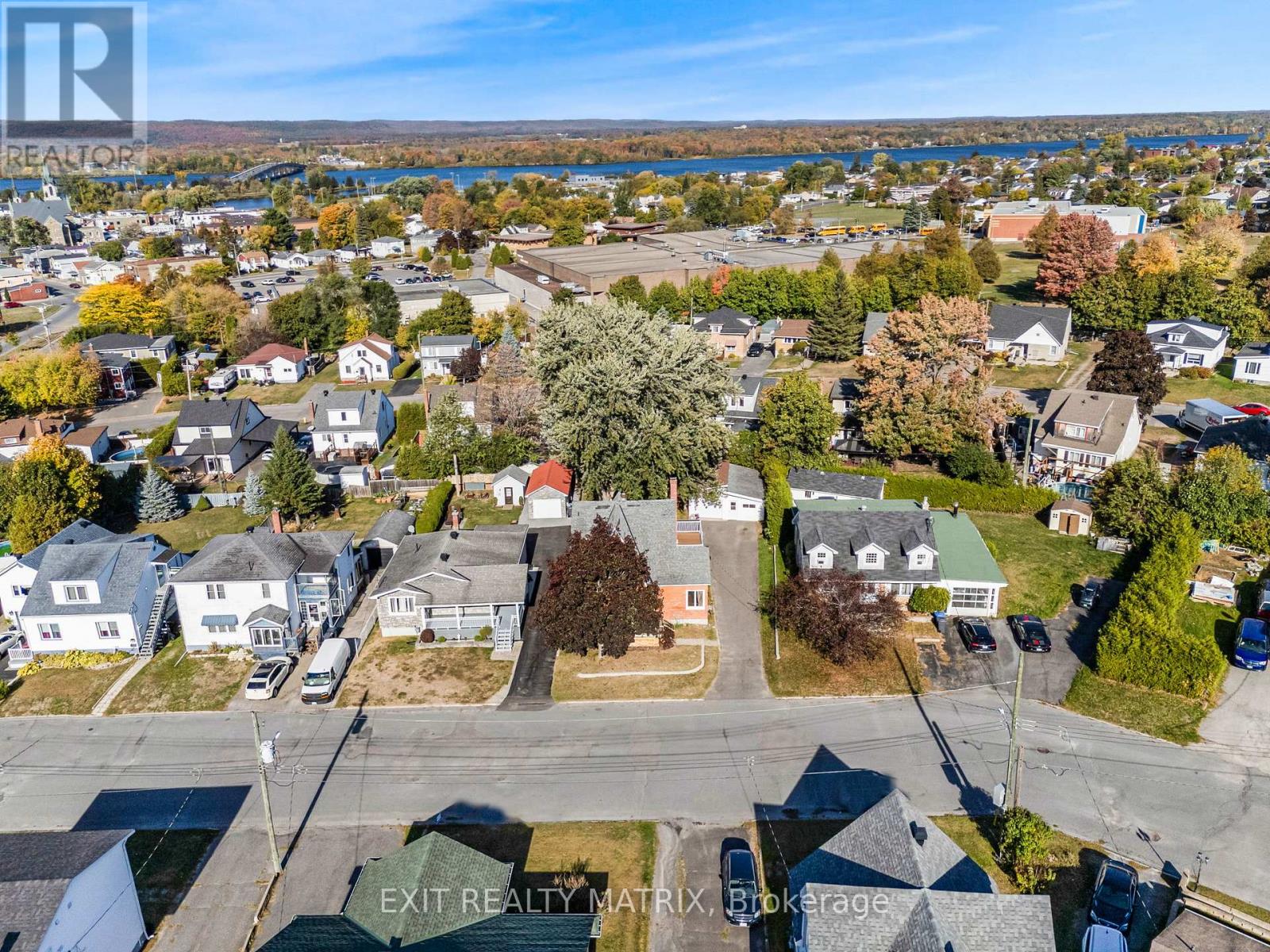 453 Garneau Street, Hawkesbury, Ontario  K6A 1M6 - Photo 32 - X12450153