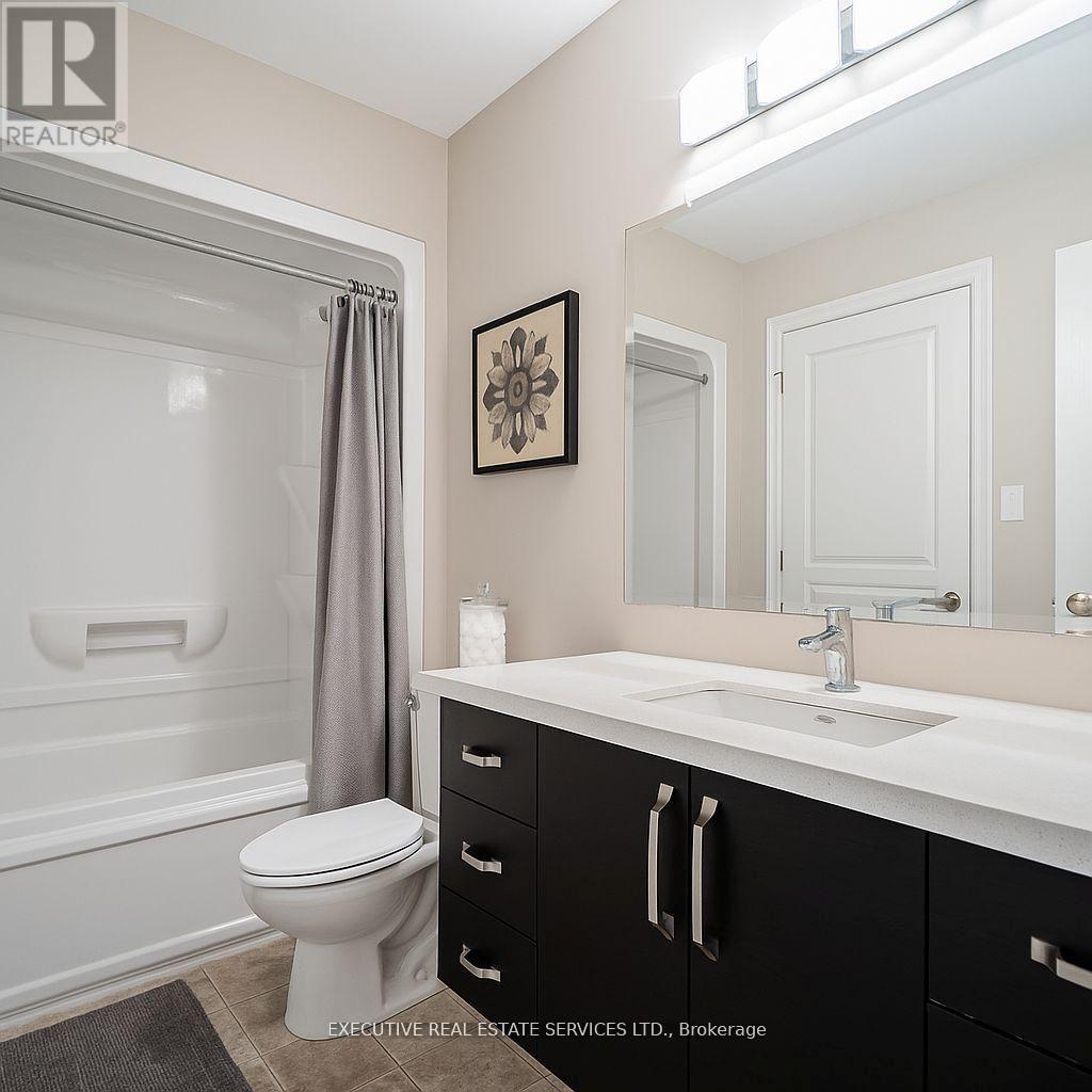 153 Fairfield Drive, Stratford, Ontario  N5A 6S2 - Photo 12 - X12450047