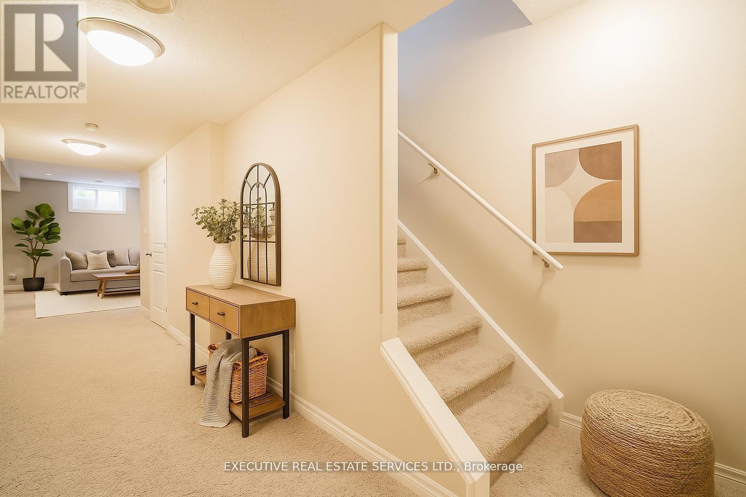 153 Fairfield Drive, Stratford, Ontario  N5A 6S2 - Photo 14 - X12450047