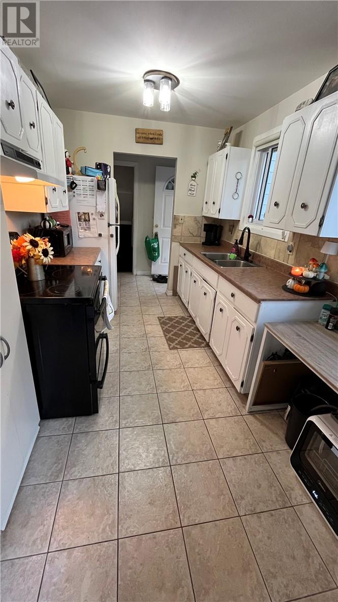 581 Summerhill, Sudbury, Ontario  P3A 4T3 - Photo 5 - 2125033