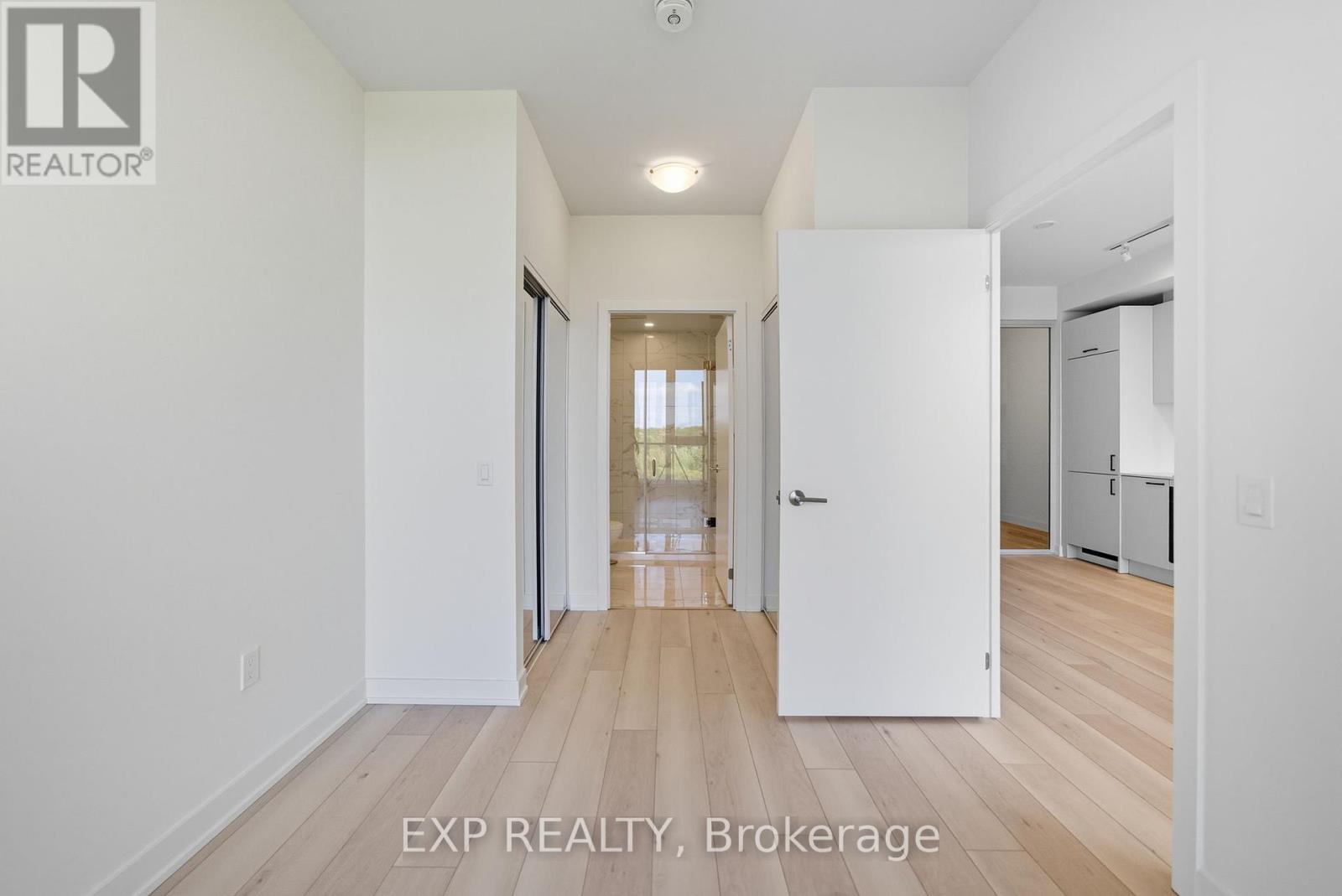 608 - 1 Kyle Lowry Road, Toronto, Ontario  M3C 0S6 - Photo 11 - C12450117