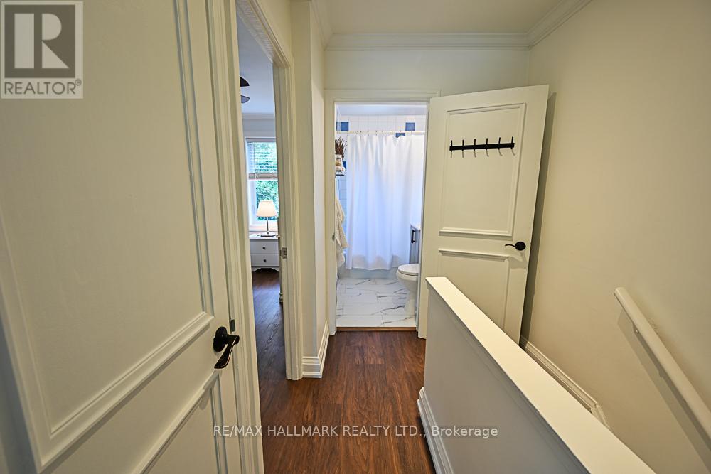 3318 Bathurst Street, Toronto, Ontario  M6A 2B6 - Photo 19 - C12450121