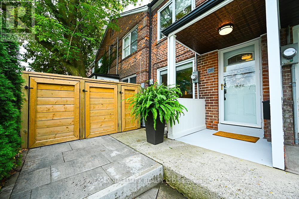 3318 Bathurst Street, Toronto, Ontario  M6A 2B6 - Photo 2 - C12450121