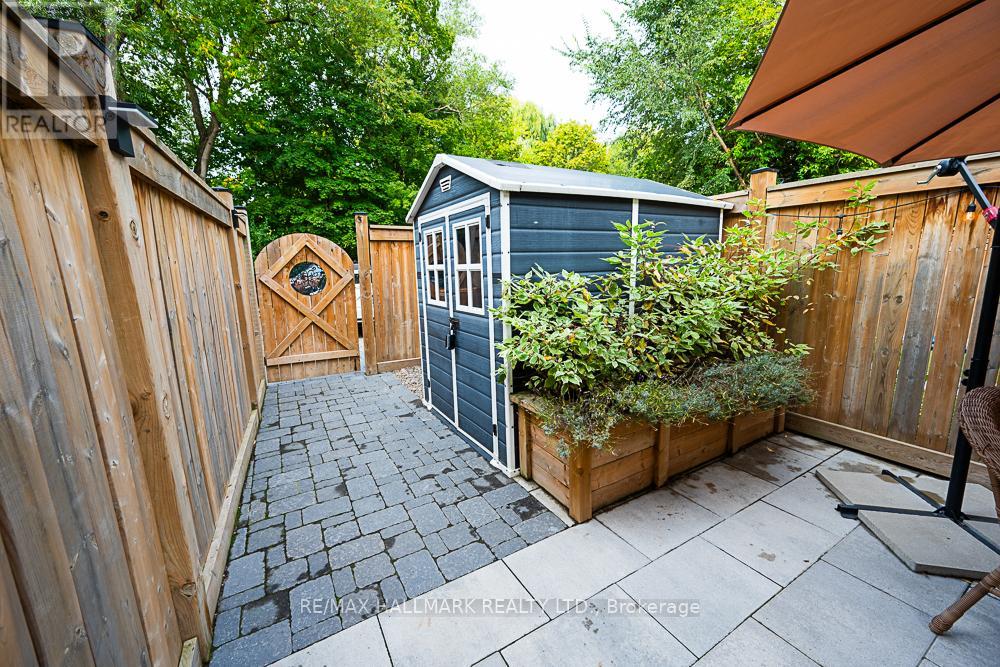 3318 Bathurst Street, Toronto, Ontario  M6A 2B6 - Photo 30 - C12450121