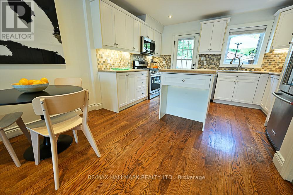 3318 Bathurst Street, Toronto, Ontario  M6A 2B6 - Photo 8 - C12450121
