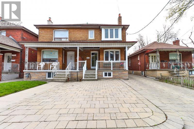 27 SYLVAN AVENUE, Toronto, Ontario