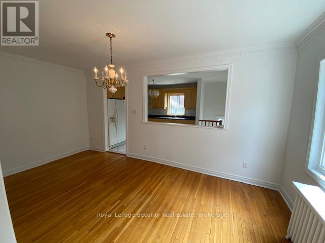 27 Sylvan Avenue, Toronto, Ontario  M6H 1G2 - Photo 7 - C12450197