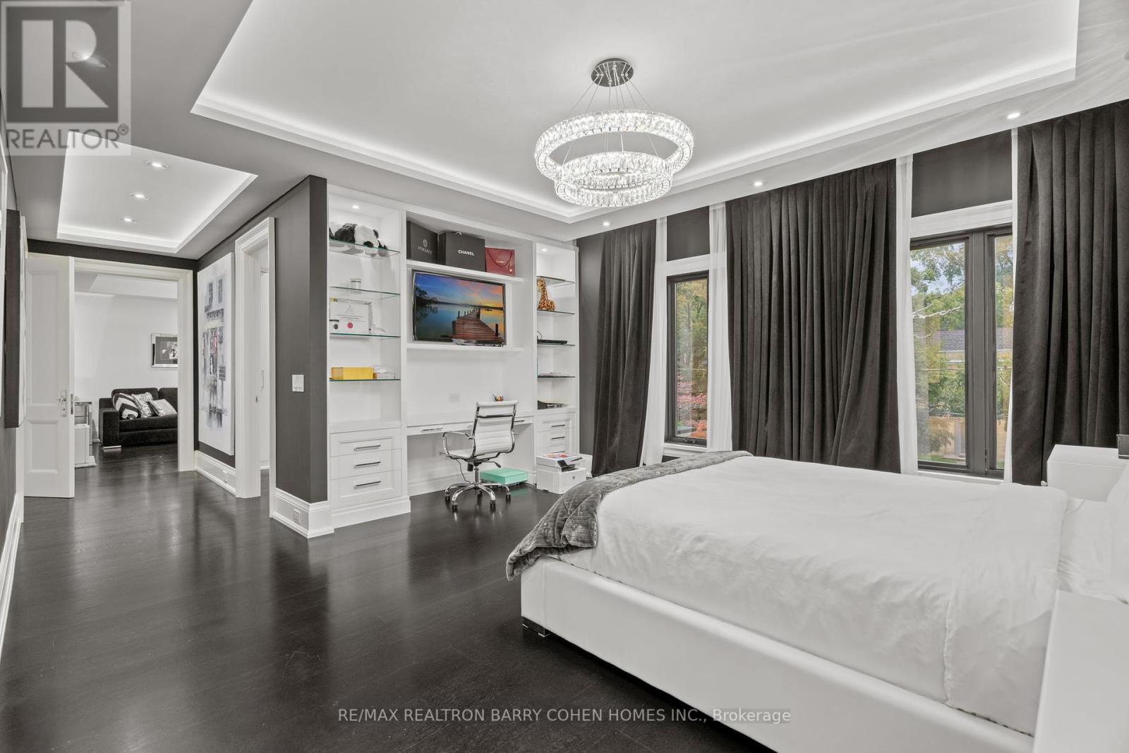 327 Cortleigh Boulevard, Toronto (Bedford Park-Nortown), Ontario  M5N 1R2 - Photo 24 - C12450201