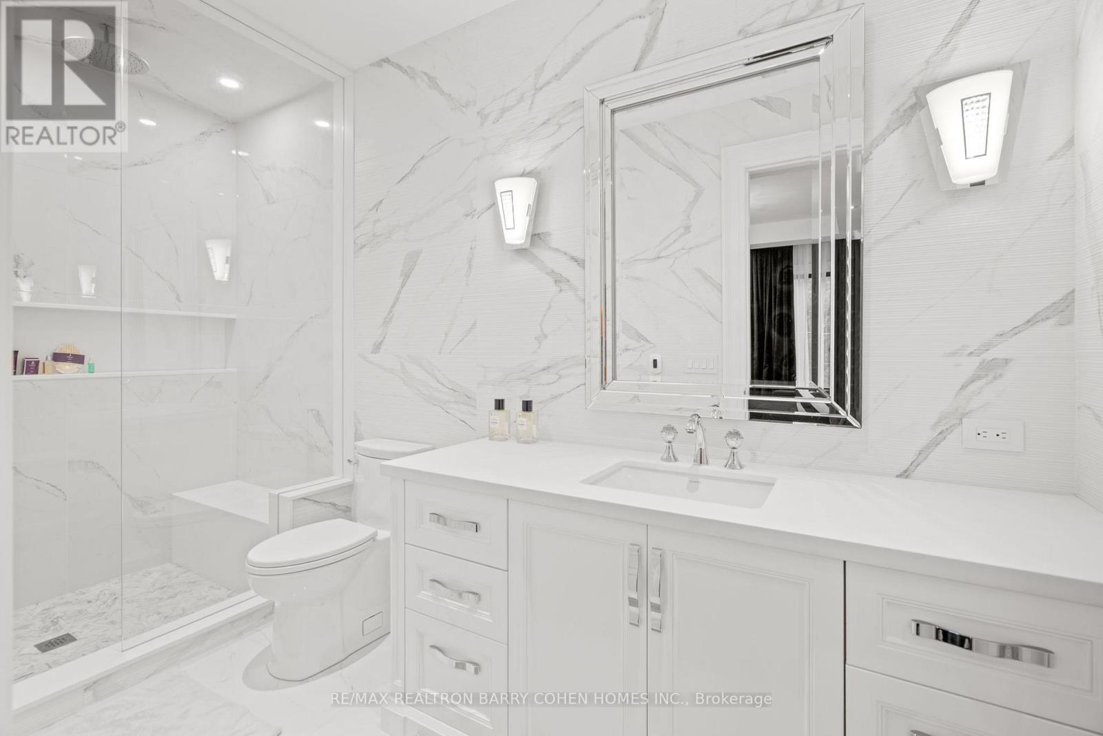 327 Cortleigh Boulevard, Toronto (Bedford Park-Nortown), Ontario  M5N 1R2 - Photo 27 - C12450201