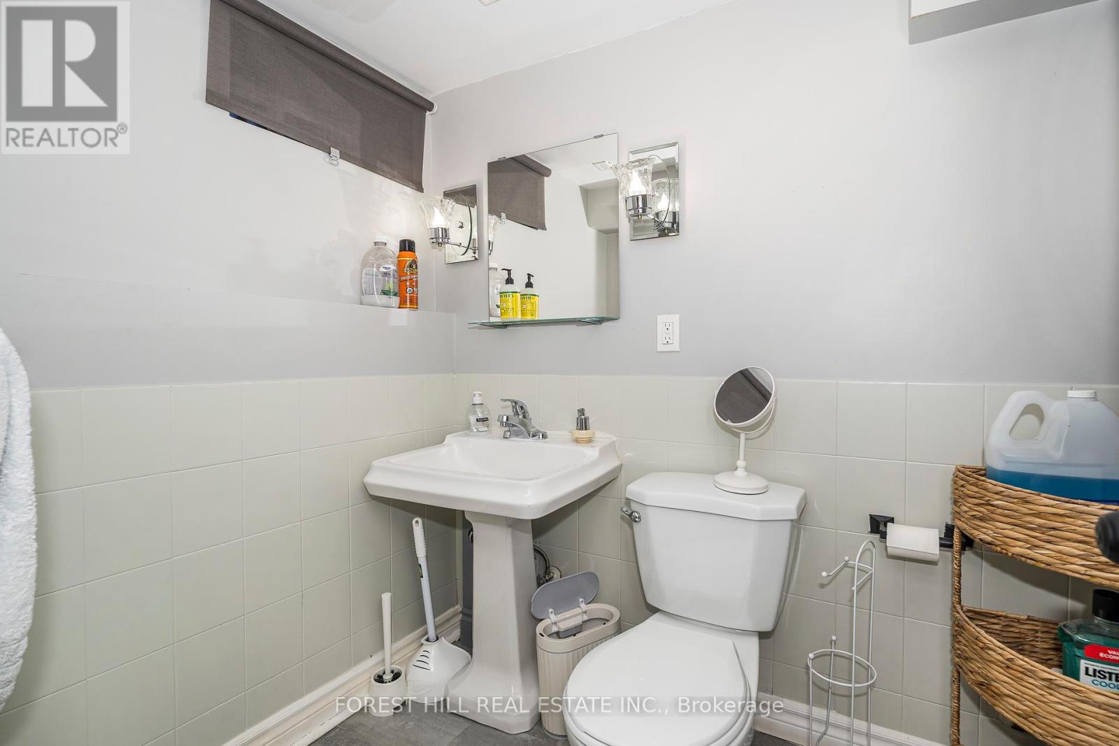Lower - 181 Montrose Avenue, Toronto, Ontario  M6J 2T6 - Photo 6 - C12450204