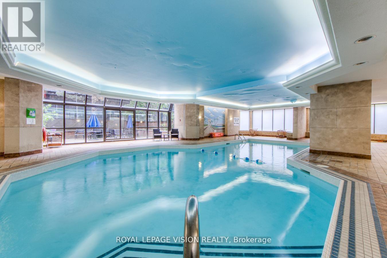 216 - 633 Bay Street, Toronto, Ontario  M5G 2G4 - Photo 32 - C12450205