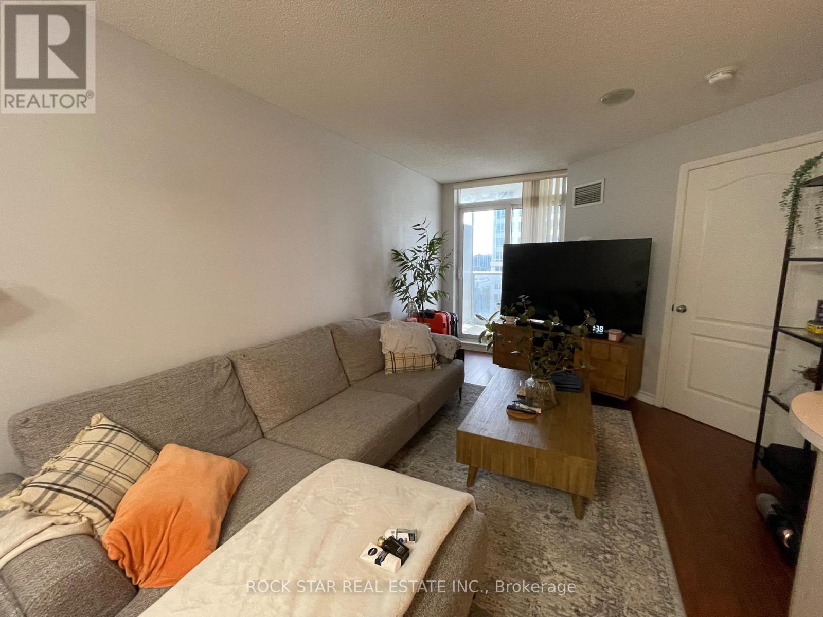 714 - 3 Rean Drive, Toronto, Ontario  M2K 3C2 - Photo 2 - C12450221