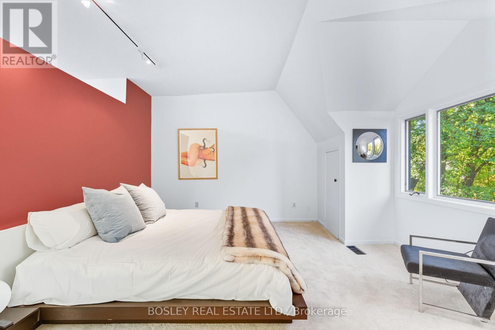 119 Seaton Street, Toronto, Ontario  M5A 2T3 - Photo 18 - C12450227