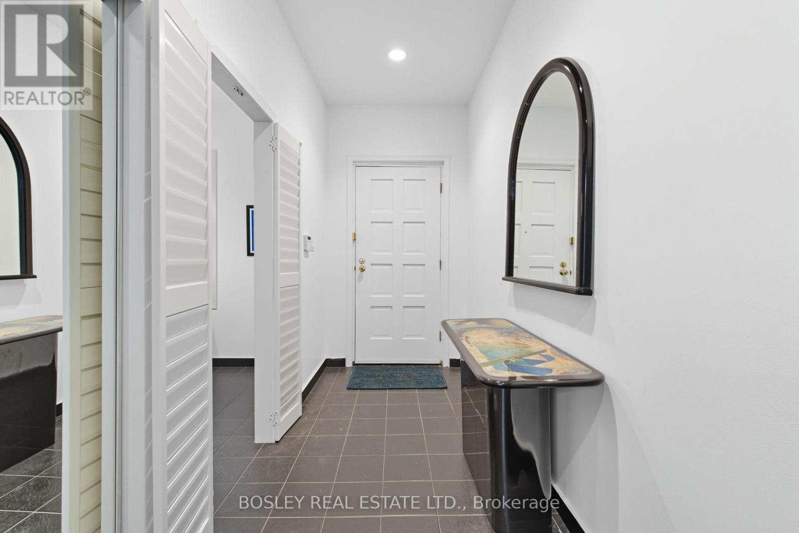 119 Seaton Street, Toronto, Ontario  M5A 2T3 - Photo 2 - C12450227