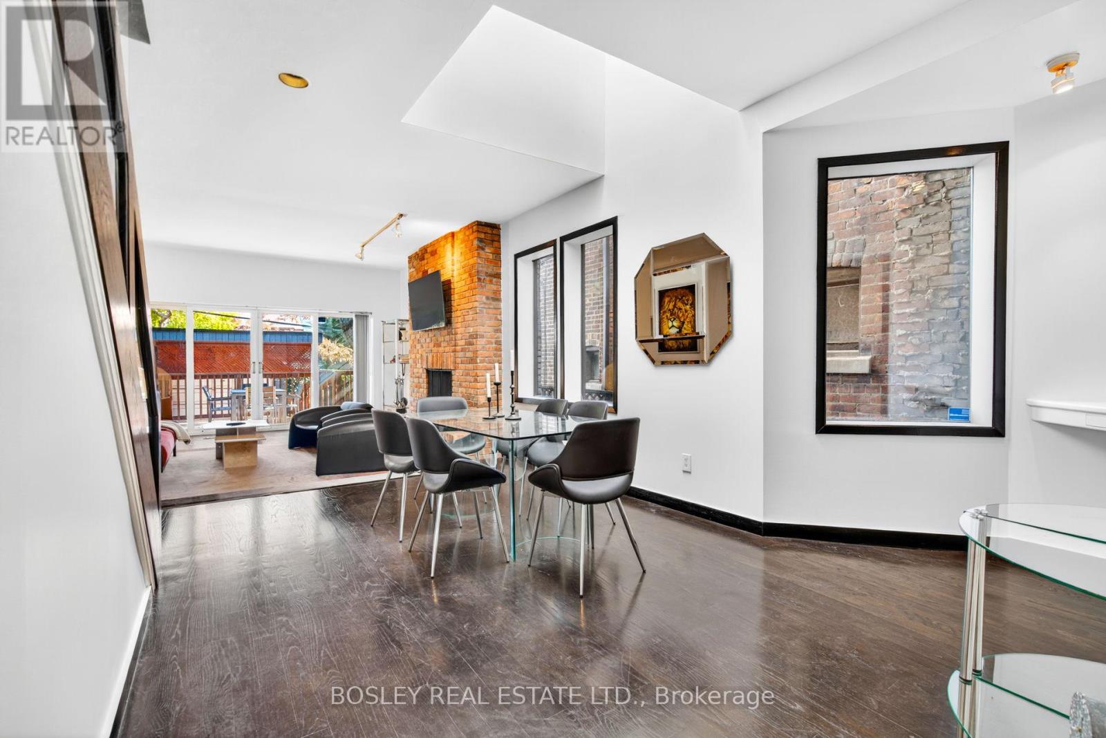 119 Seaton Street, Toronto, Ontario  M5A 2T3 - Photo 3 - C12450227