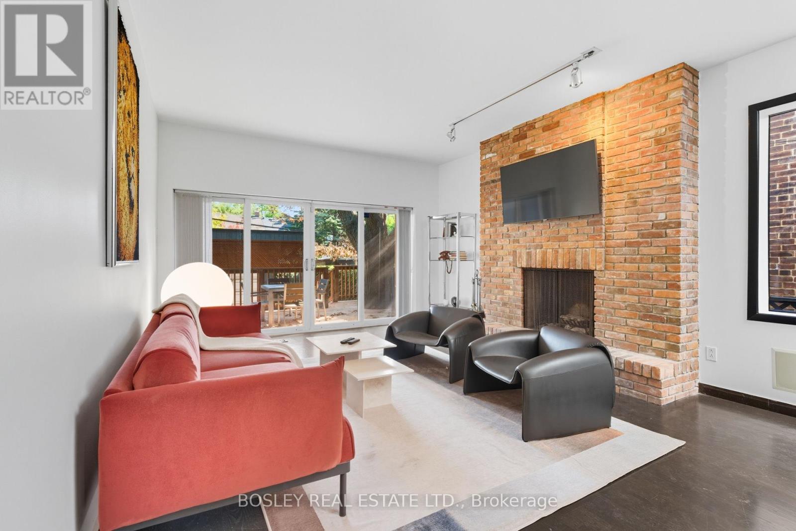 119 Seaton Street, Toronto, Ontario  M5A 2T3 - Photo 4 - C12450227