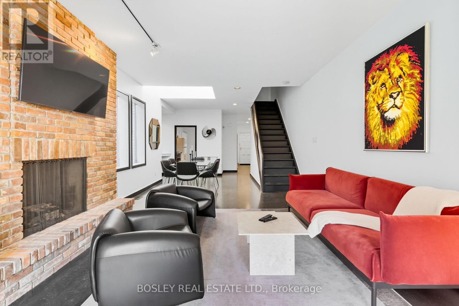 119 Seaton Street, Toronto, Ontario  M5A 2T3 - Photo 6 - C12450227