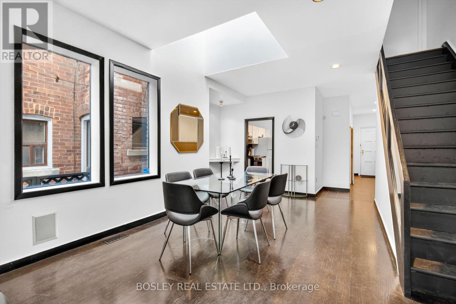119 Seaton Street, Toronto, Ontario  M5A 2T3 - Photo 8 - C12450227