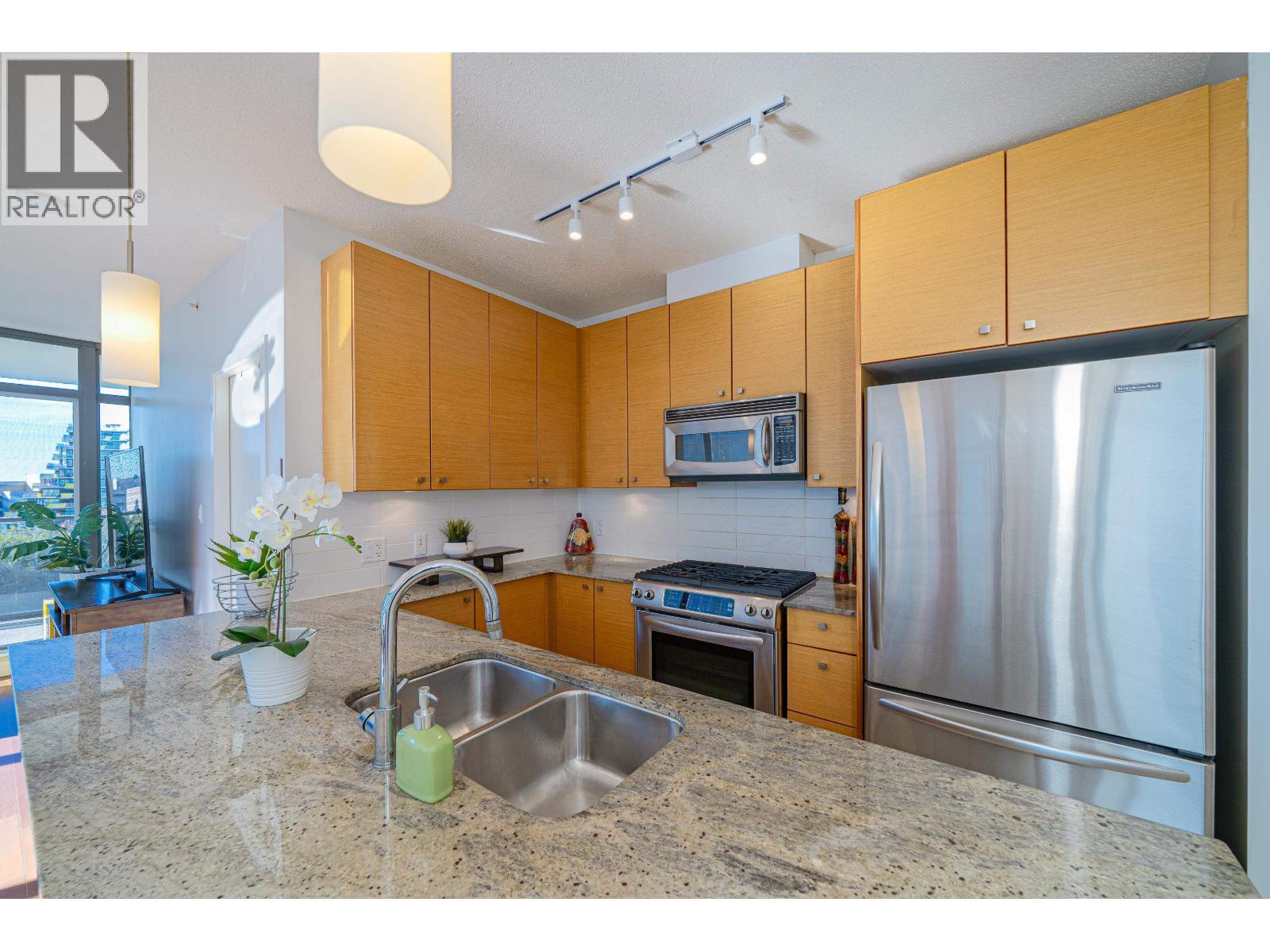 1106 6888 Alderbridge Way, Richmond, British Columbia  V6X 0A7 - Photo 15 - R3055736