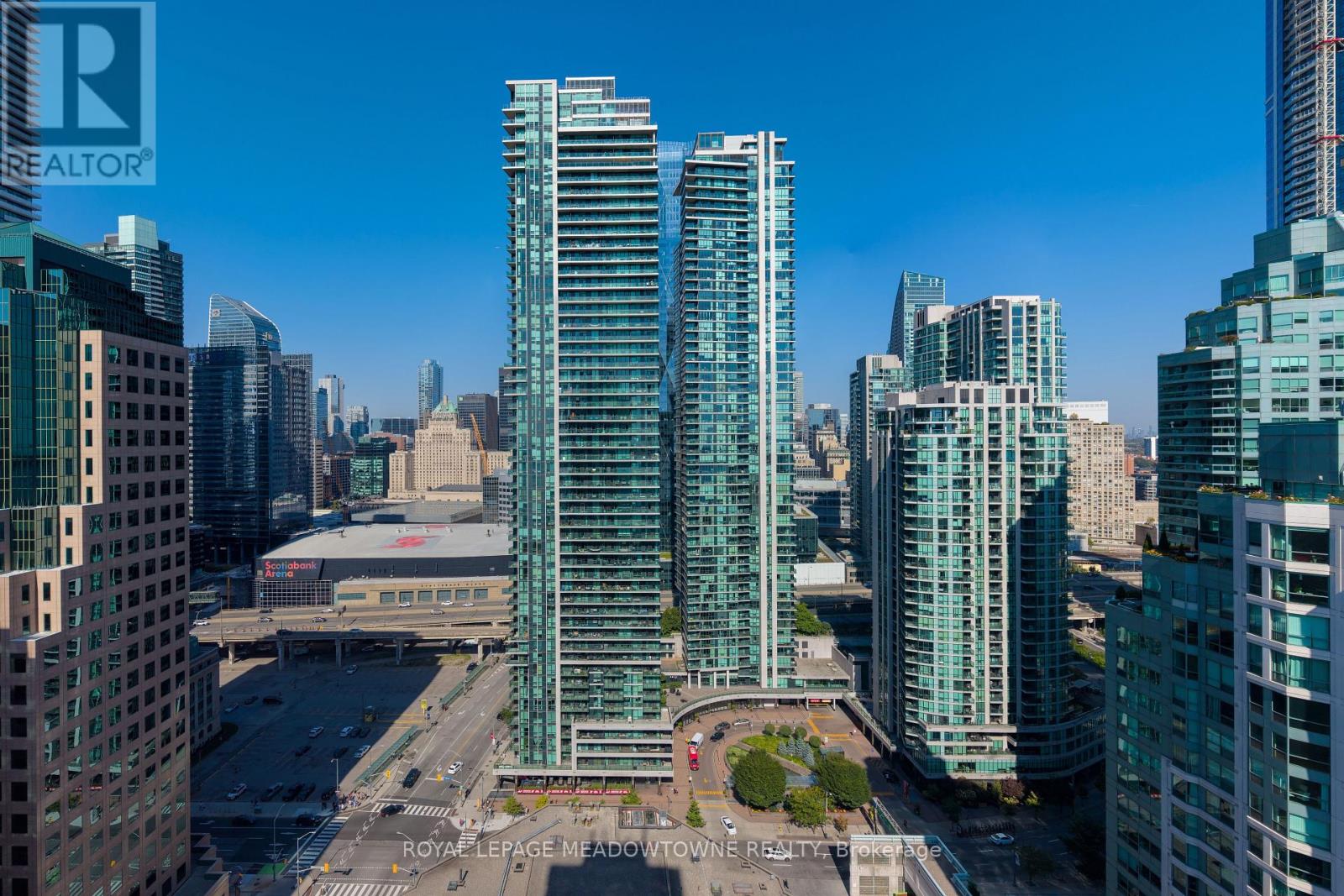 1805 - 18 Harbour Street, Toronto, Ontario  M5J 2Z6 - Photo 45 - C12449695