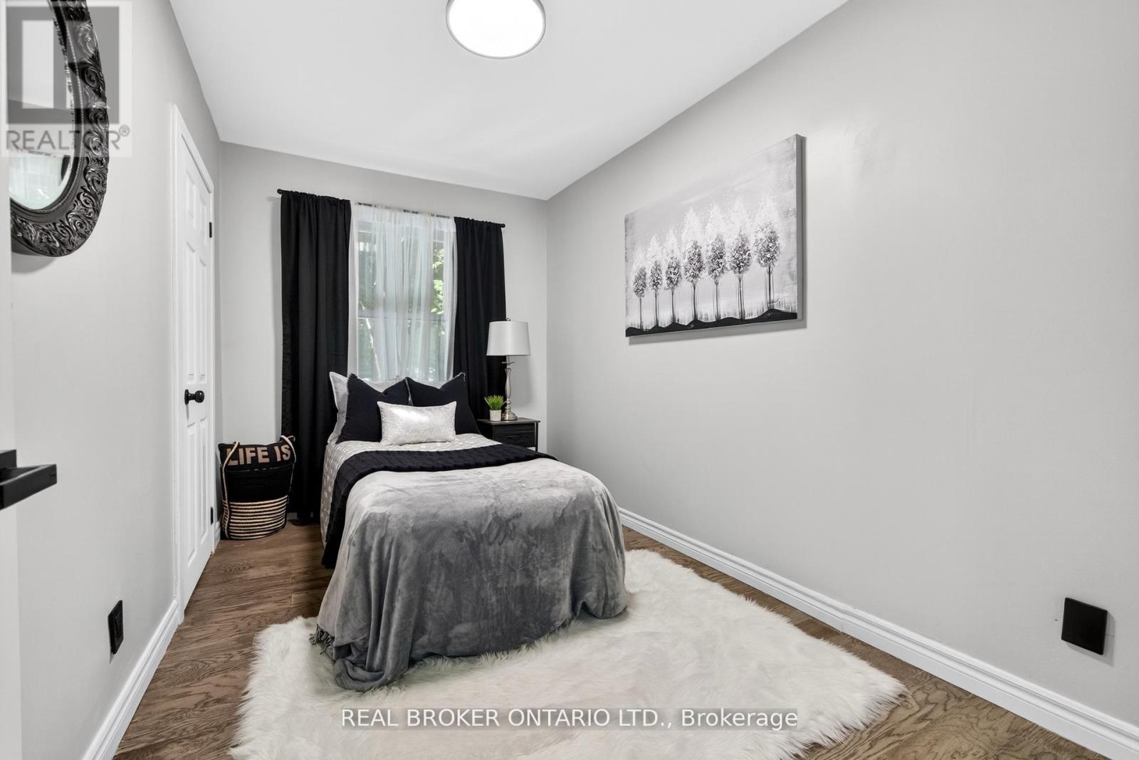 30 Presley Avenue, Toronto (Clairlea-Birchmount), Ontario  M1L 3P5 - Photo 10 - E12450190