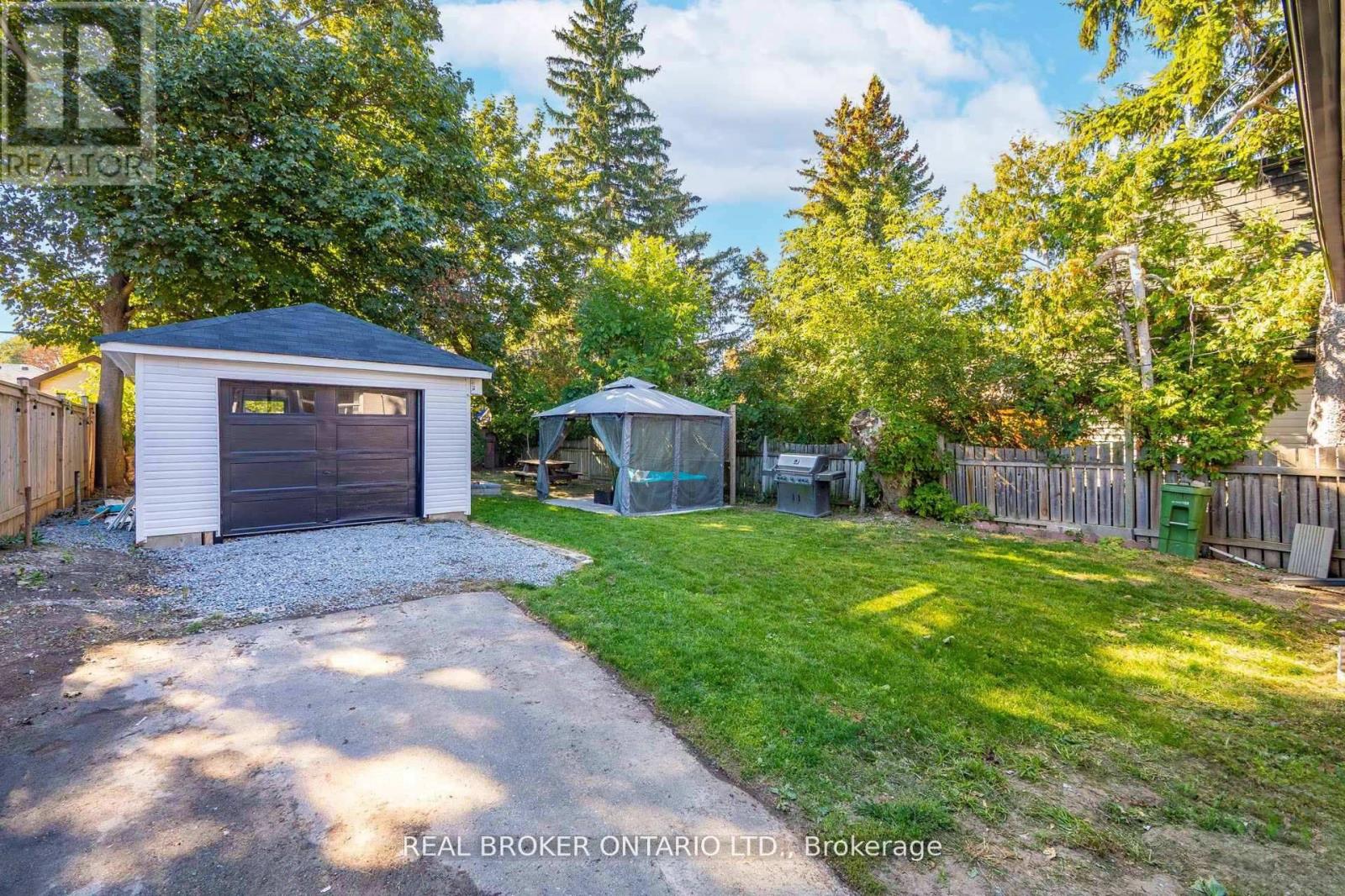 30 Presley Avenue, Toronto (Clairlea-Birchmount), Ontario  M1L 3P5 - Photo 31 - E12450190