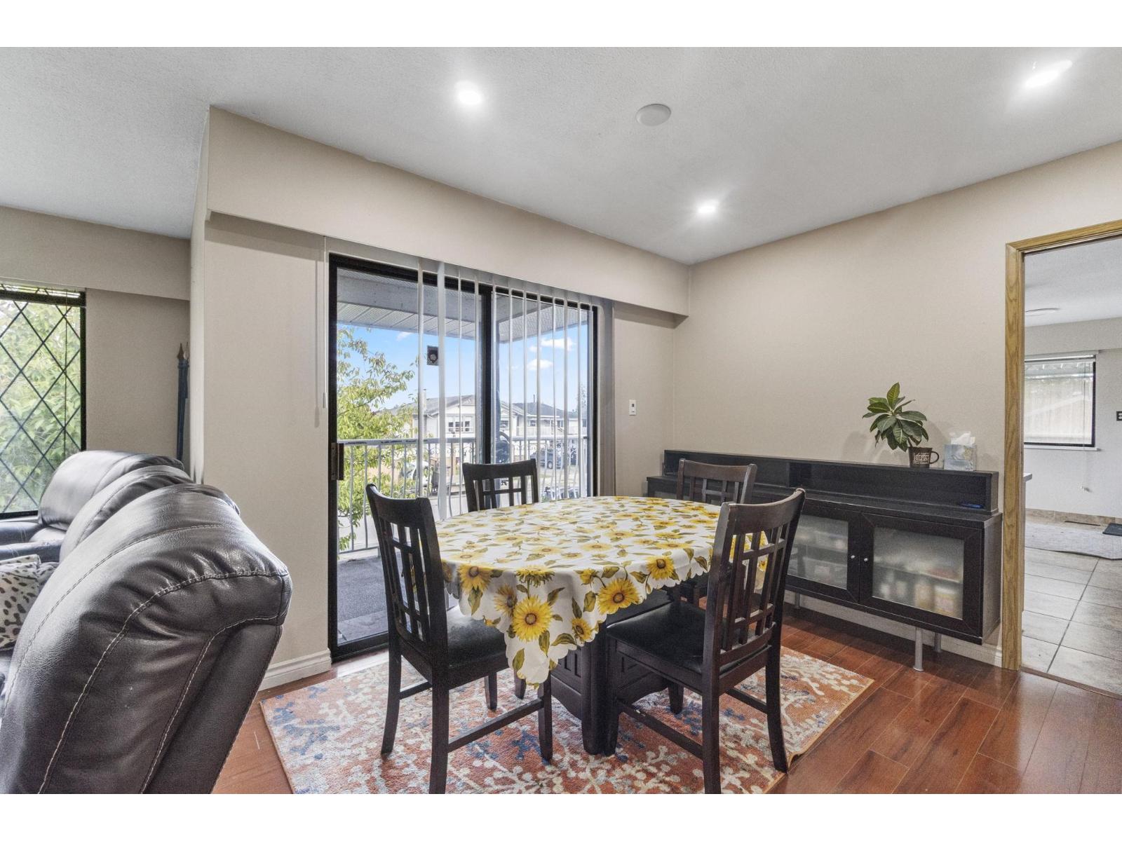 9675 130th Street, Surrey, British Columbia  V3T 3L2 - Photo 6 - R3052188
