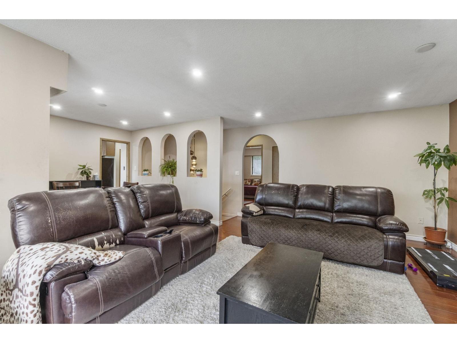 9675 130th Street, Surrey, British Columbia  V3T 3L2 - Photo 5 - R3052188