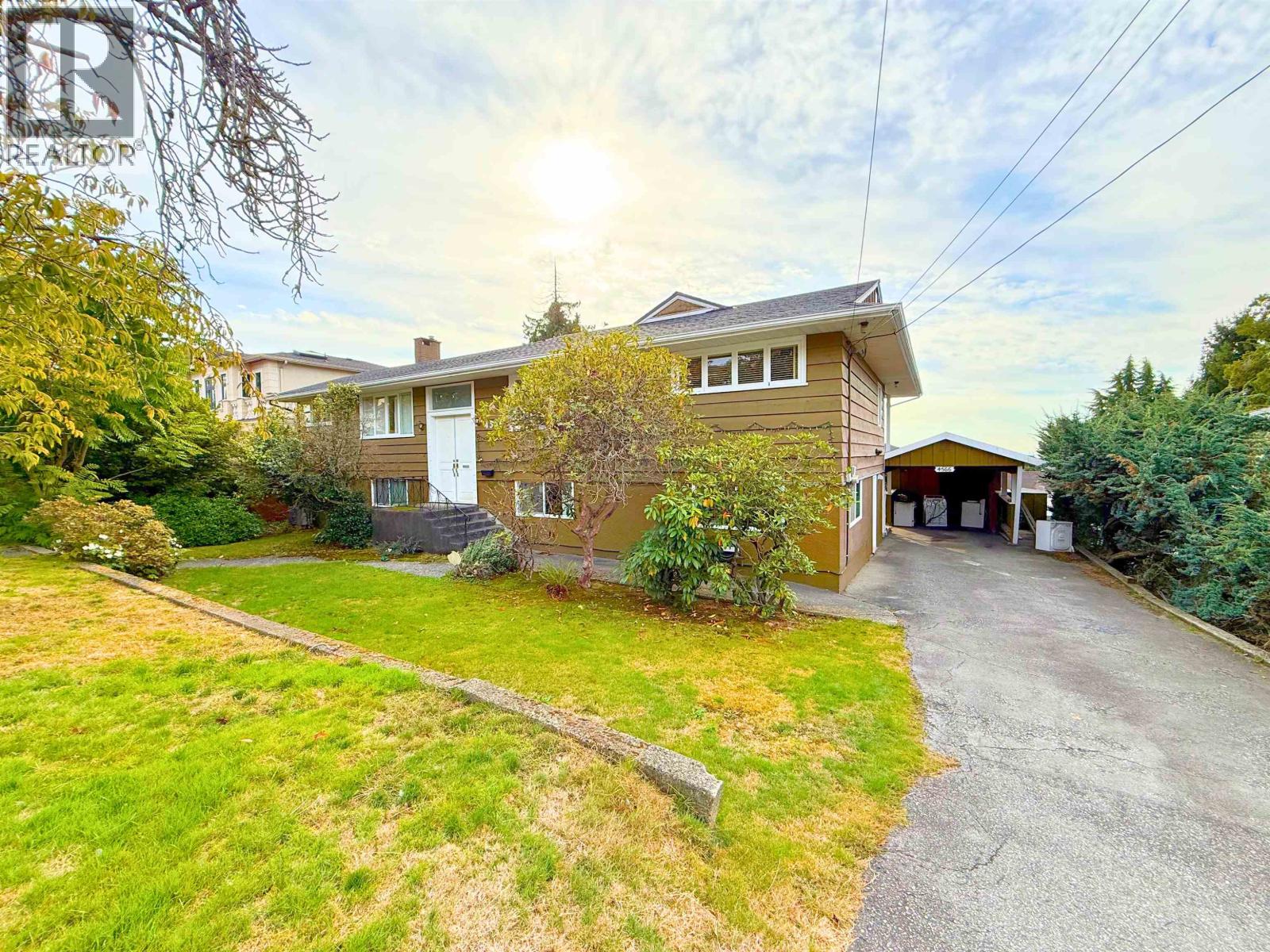 4566 NEVILLE STREET, Burnaby, British Columbia