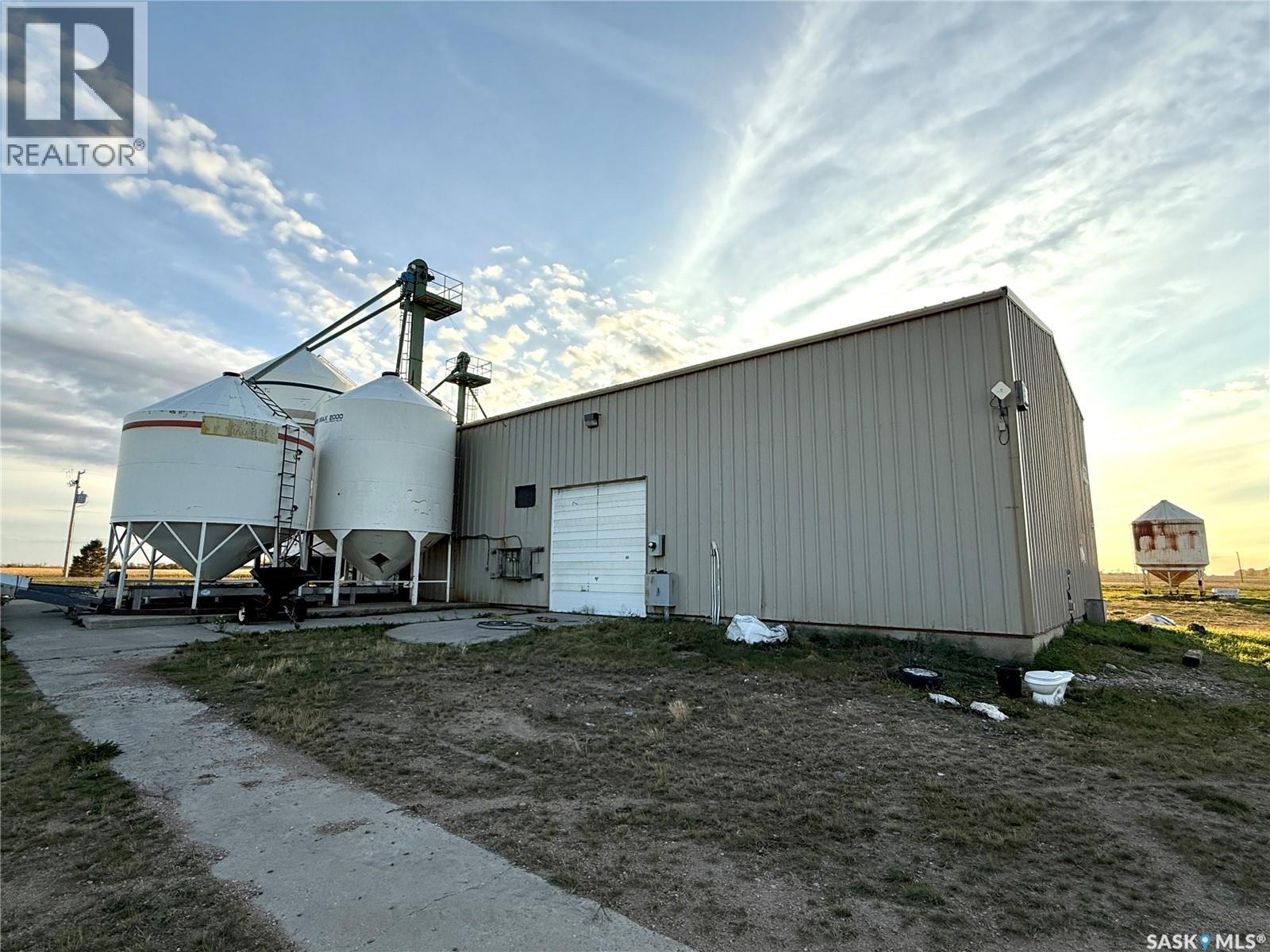 Lot 4 Railway Avenue, Rabbit Lake, Saskatchewan  S0M 2L0 - Photo 5 - SK020324