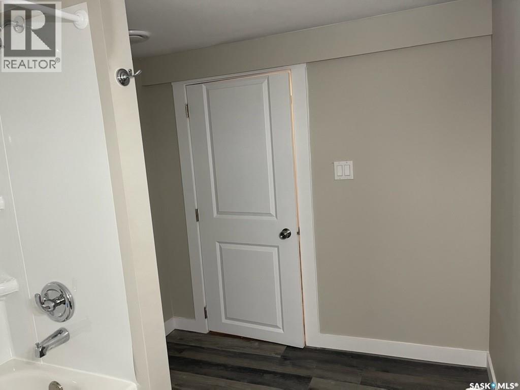 1143 Montague Street, Regina, Saskatchewan  S4T 3H8 - Photo 18 - SK020310
