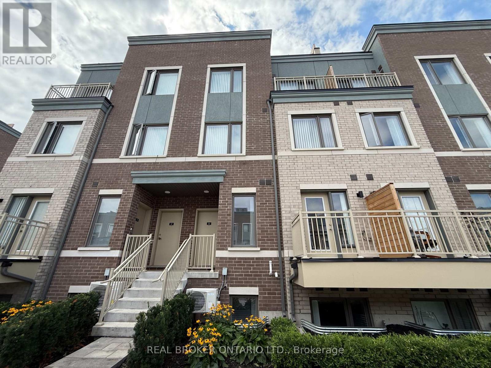 24 - 15 William Jackson Way, Toronto, Ontario  M8V 3Y8 - Photo 2 - W12352949