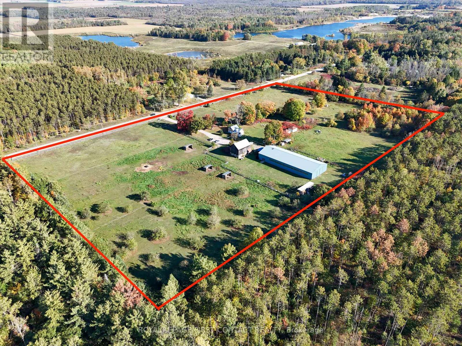 2041 FLOS 4 ROAD W, Springwater, Ontario