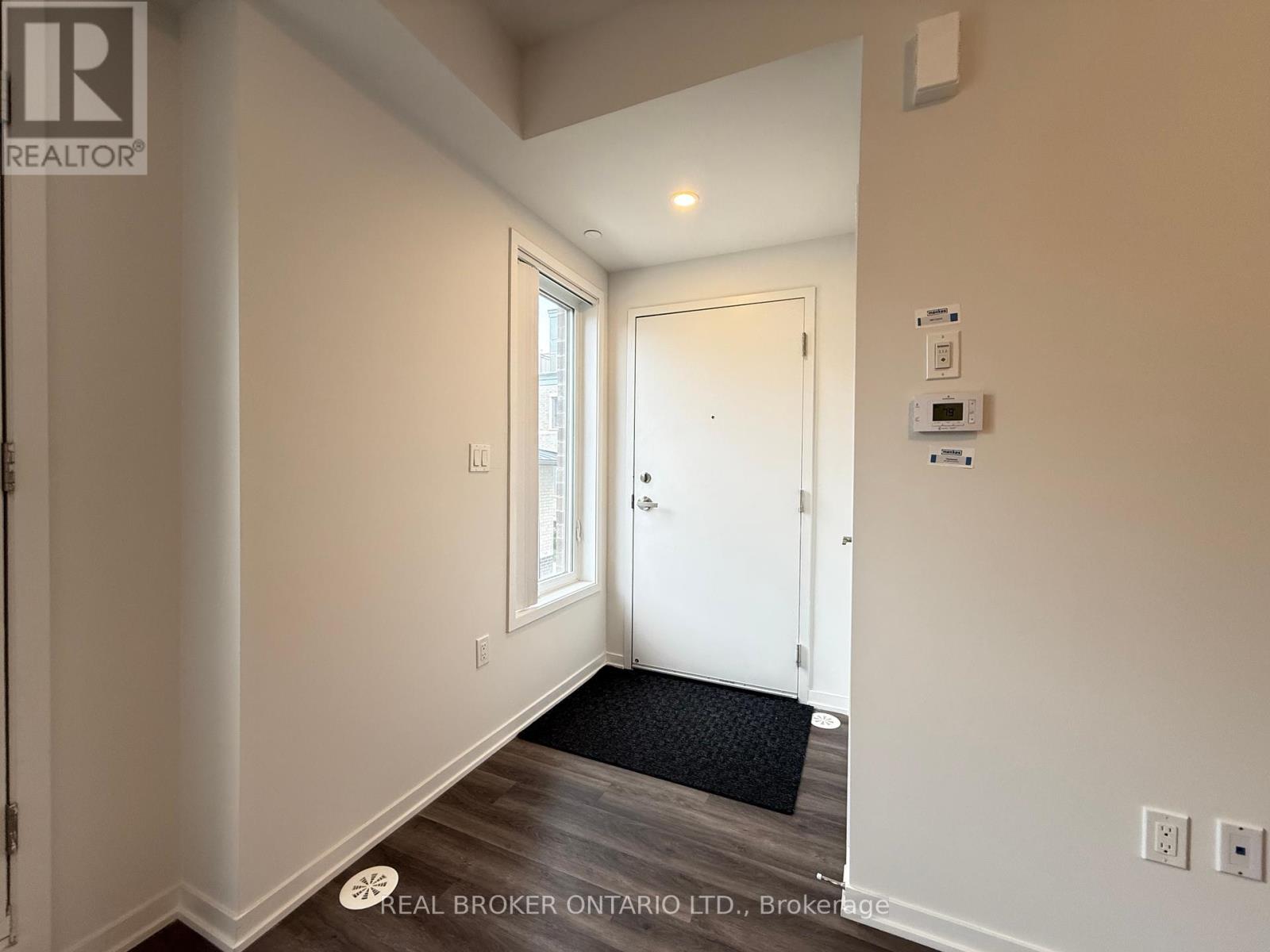24 - 15 William Jackson Way, Toronto, Ontario  M8V 3Y8 - Photo 4 - W12352949