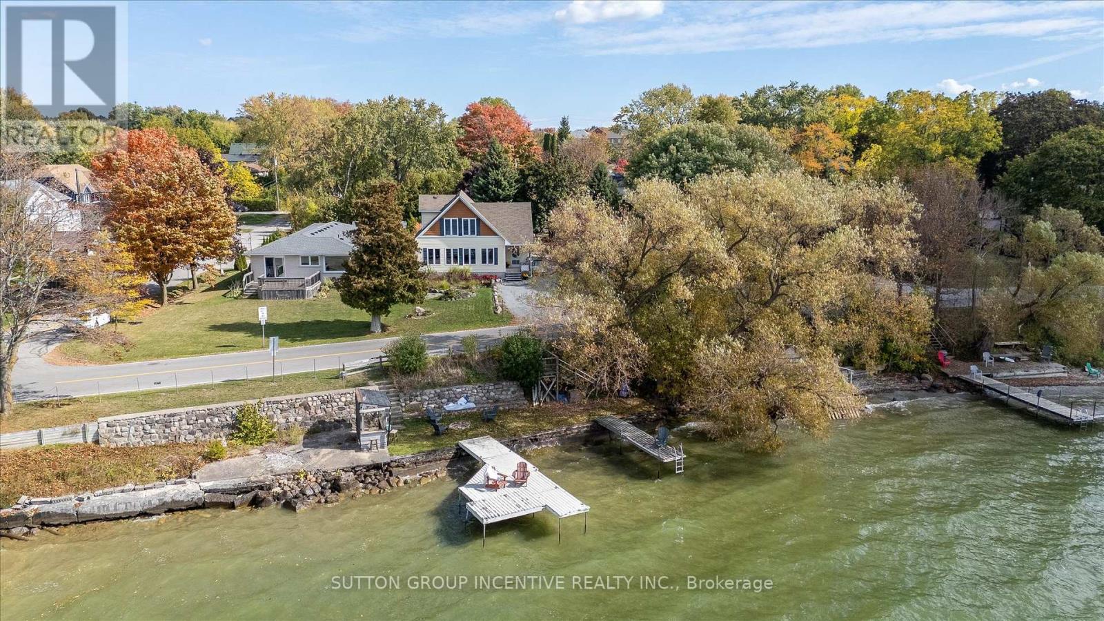 183 Lake Drive N, Georgina, Ontario  L4P 3C8 - Photo 2 - N12450129