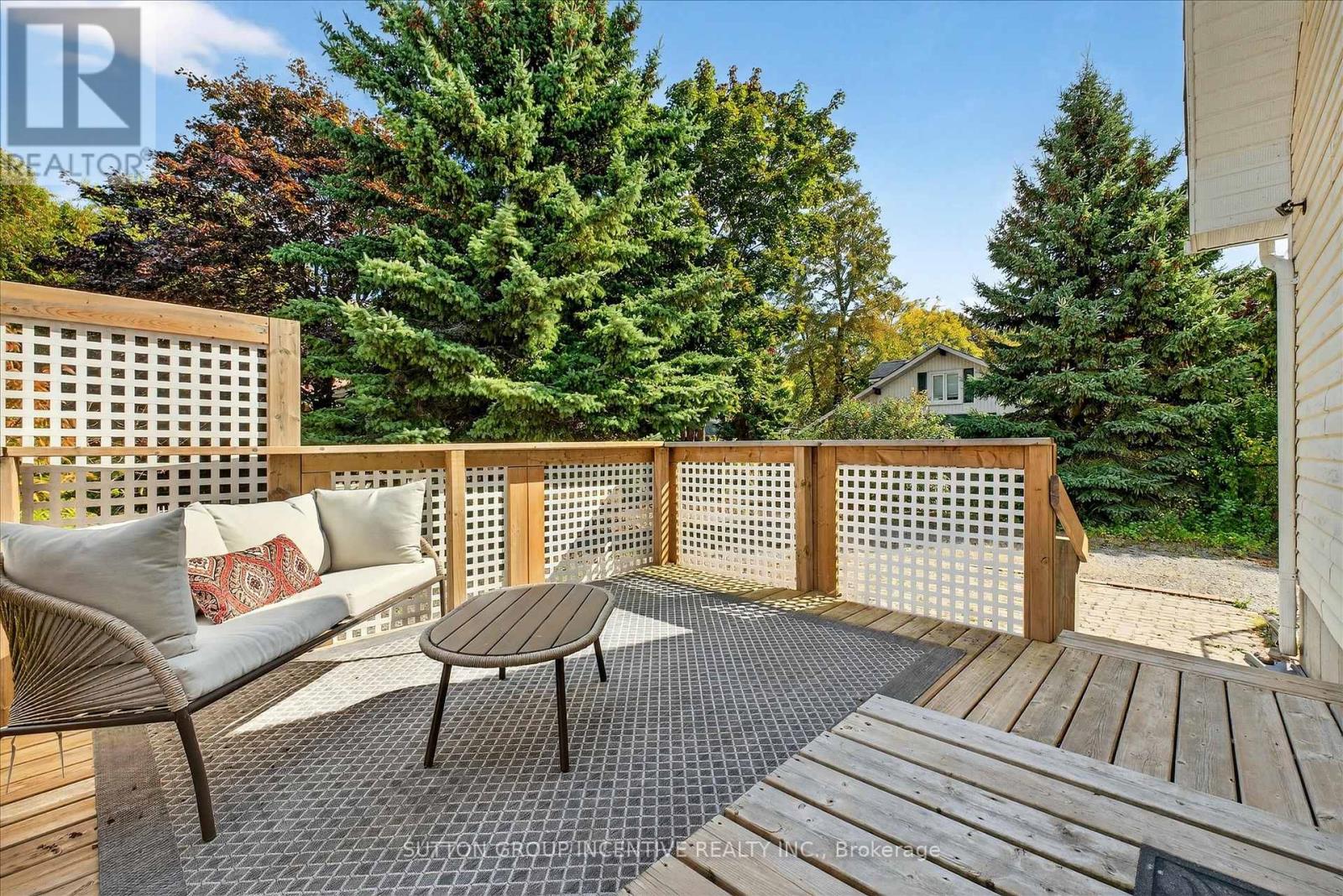 183 Lake Drive N, Georgina, Ontario  L4P 3C8 - Photo 7 - N12450129