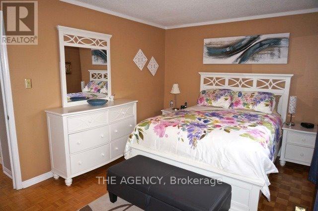 167 Stephenson Crescent, Richmond Hill, Ontario  L4C 5T3 - Photo 11 - N12450159