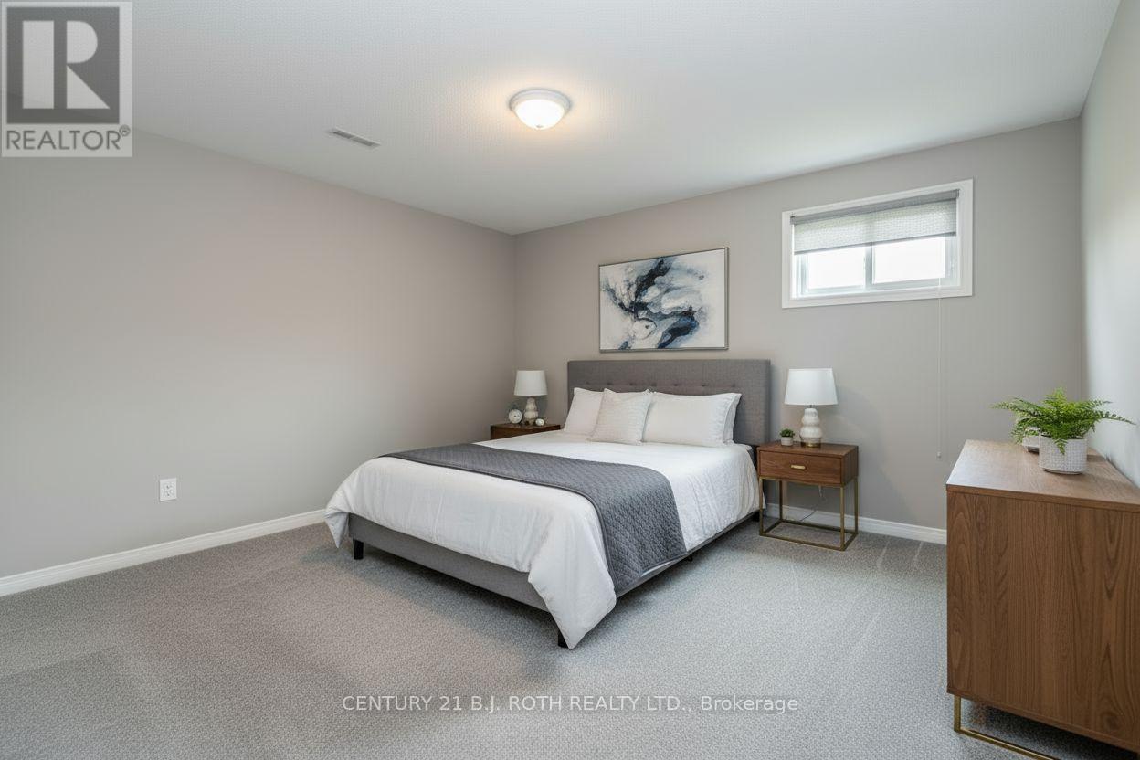 2834 Dempster Avenue, Innisfil (Stroud), Ontario  L9S 1C2 - Photo 22 - N12450234