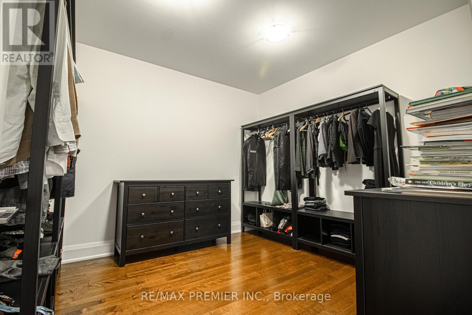 4 Kenmir Avenue, Niagara-On-The-Lake, Ontario  L0S 1J1 - Photo 18 - X12449833