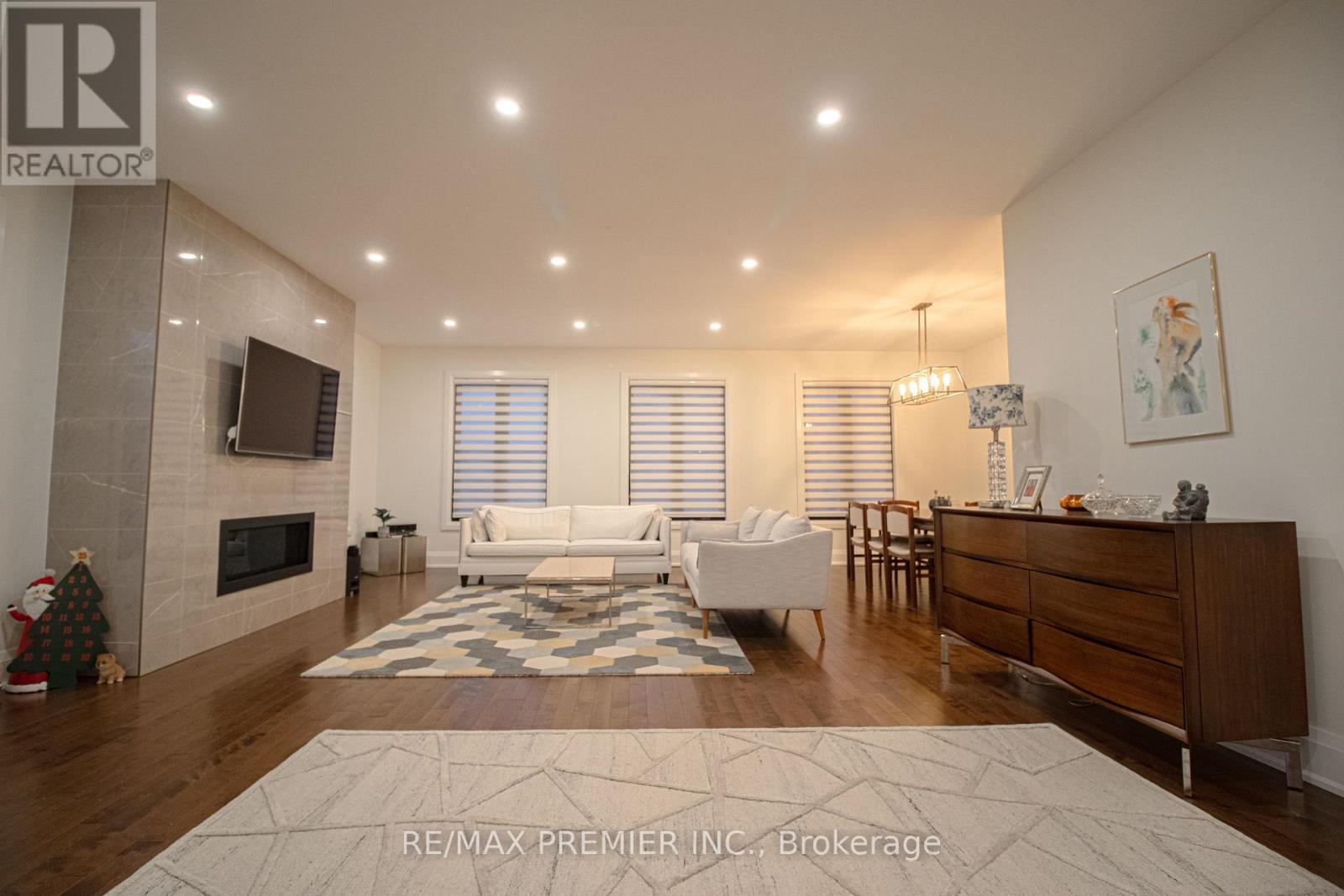 4 Kenmir Avenue, Niagara-On-The-Lake, Ontario  L0S 1J1 - Photo 6 - X12449833