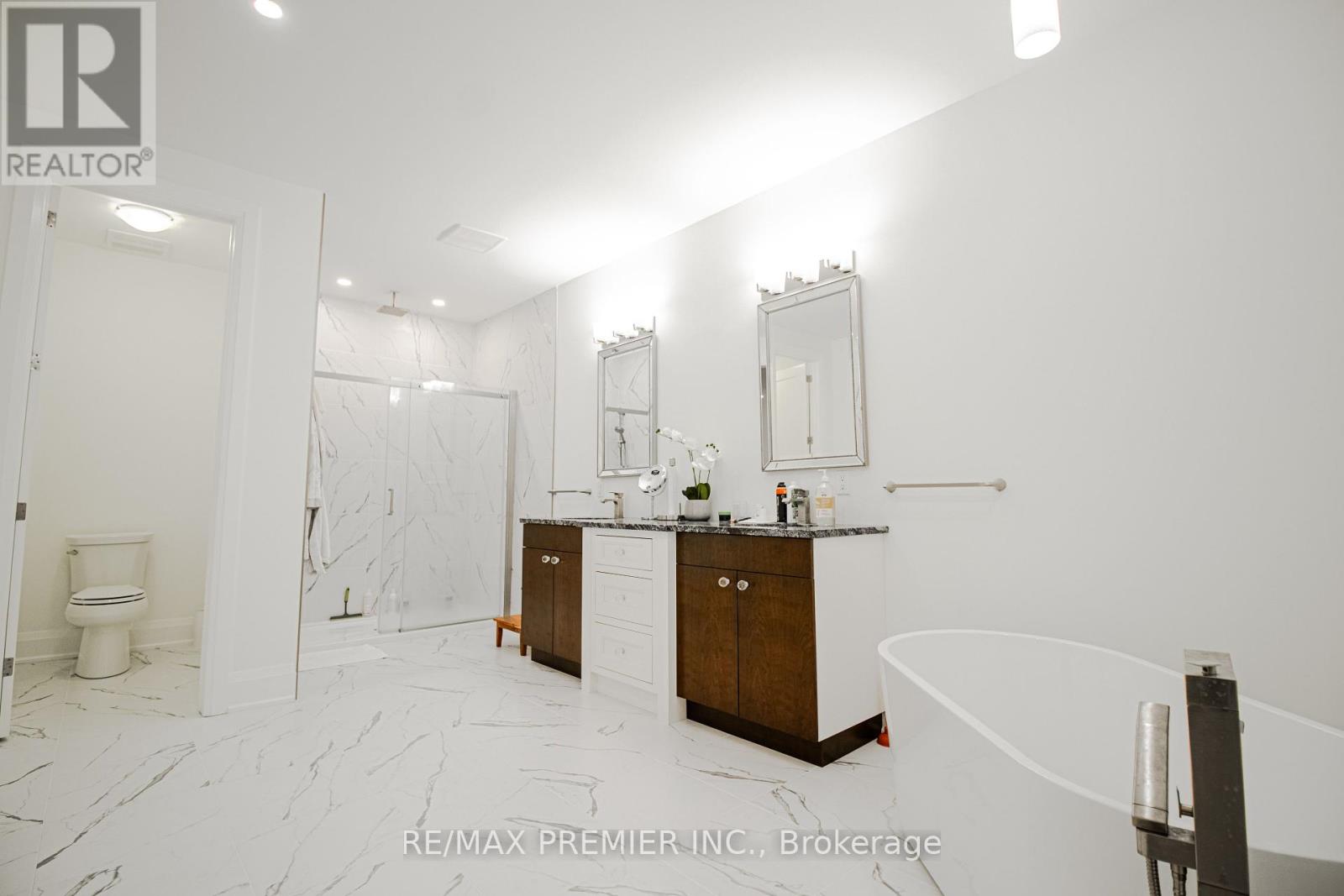 4 Kenmir Avenue, Niagara-On-The-Lake, Ontario  L0S 1J1 - Photo 17 - X12449833