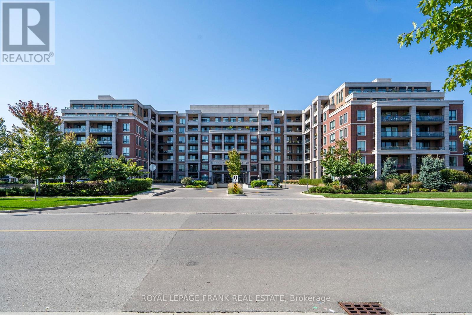 712 - 25 BAKER HILL BOULEVARD, Whitchurch-Stouffville, Ontario